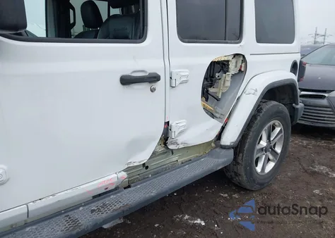 2018 Jeep Wrangler Unlimited Sahara 4X4 z USA, uszkodzony, nr VIN 1C4HJXEG0JW108082